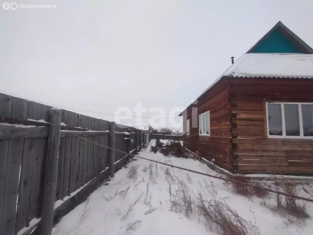 Дом в Иволгинский район, муниципальное образование Гурульбинское, село ... - Фото 1