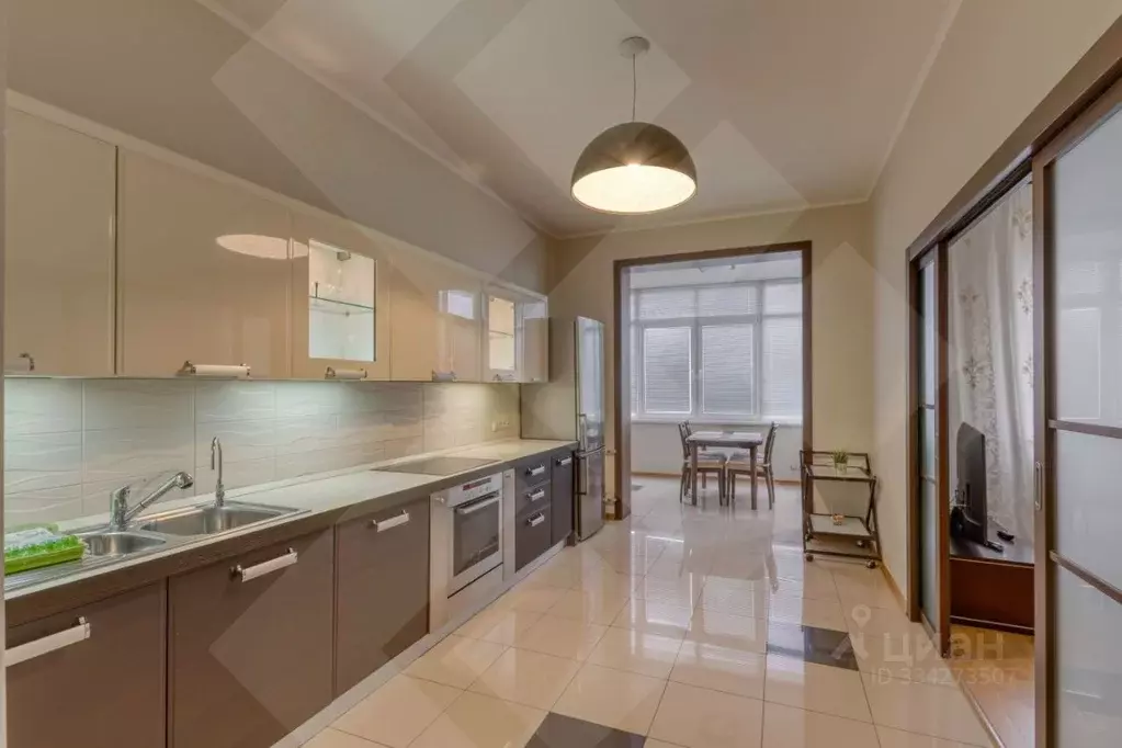 3-к кв. Москва ул. Крылатские Холмы, 33к1 (135.0 м) - Фото 1