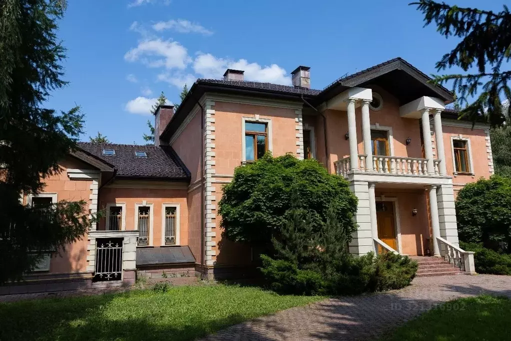 Дом в Москва д. Губцево, ул. Светлая, 41 (950 м) - Фото 1