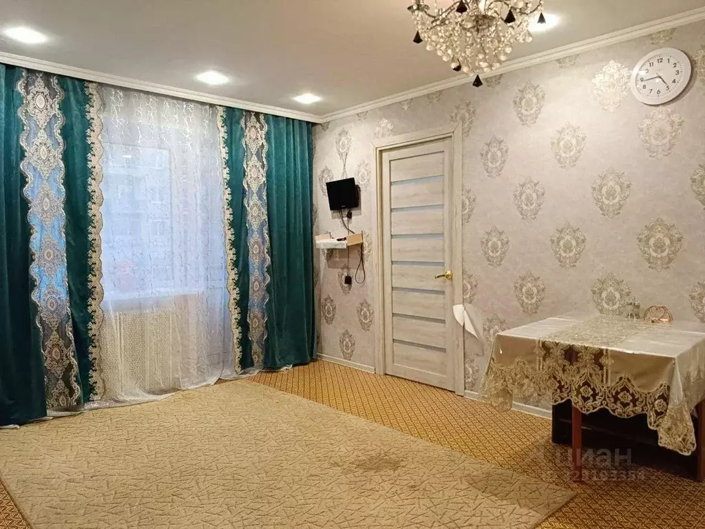 2-к кв. Саратовская область, Саратов Высокая ул., 22 (42.3 м) - Фото 2