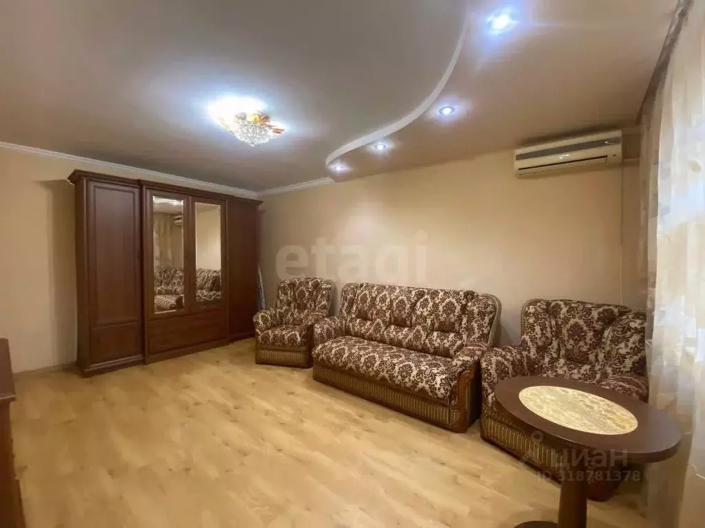3-к кв. Крым, Симферополь ул. Караимская (67.0 м) - Фото 1
