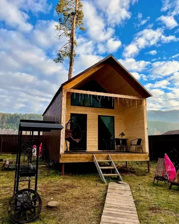 Дом в Алтай, Чемальский район, с. Чепош Родниковая ул., 42 (36 м) - Фото 1