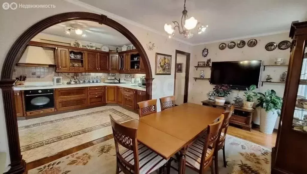 4-комнатная квартира: Анапа, улица Ленина, 161Б (142.7 м) - Фото 1