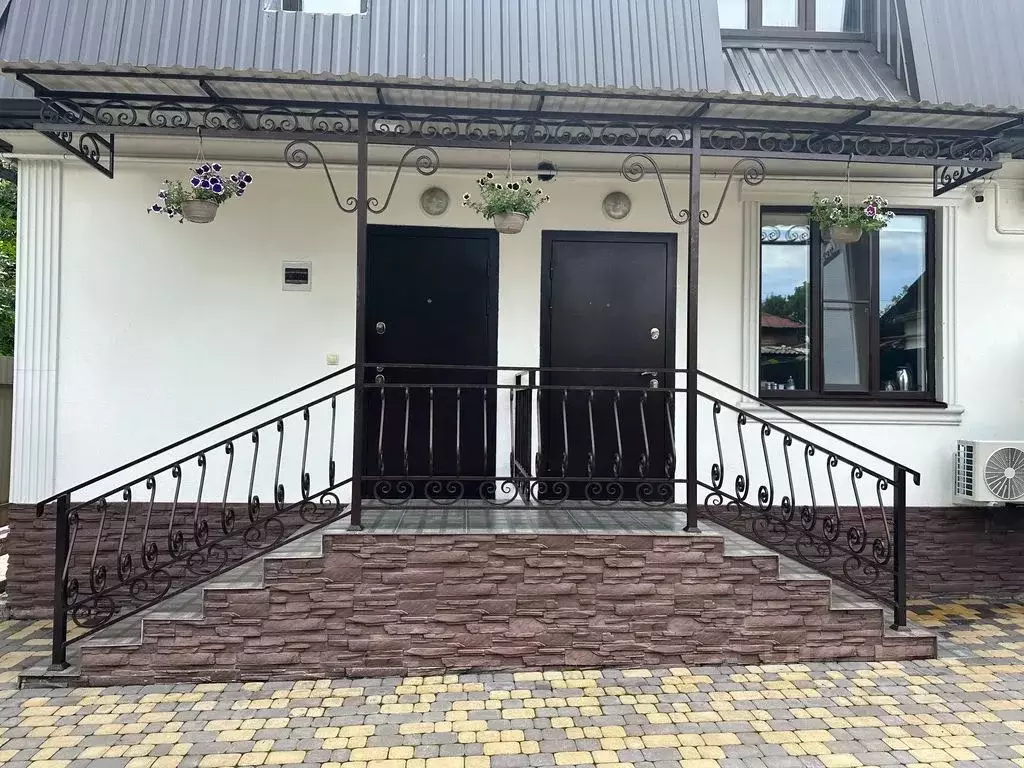 1-к кв. Ставропольский край, Ессентуки Пятигорская ул., 15 (52.0 м) - Фото 1