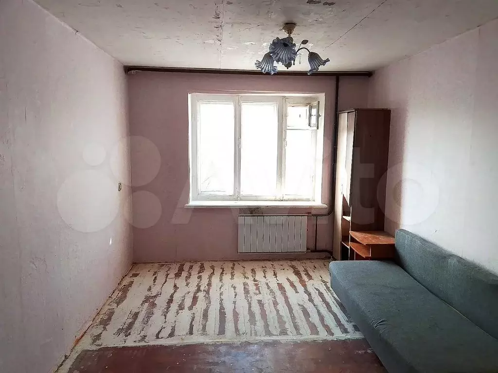 Комната 16,8 м в 4-к., 8/9 эт. - Фото 1