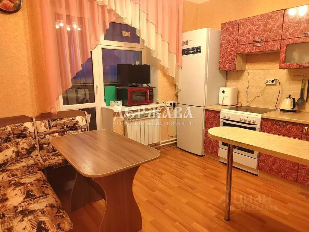 2-к кв. Белгородская область, Старый Оскол Дубрава мкр, 1 кв-л, 18 ... - Фото 2