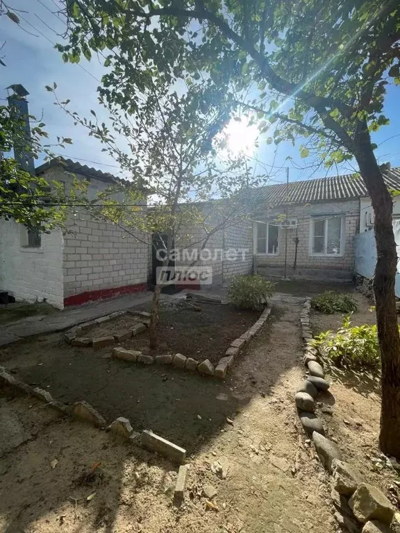 Дом в Калмыкия, Элиста ул. Имени П. Осипенко, 10А (82 м) - Фото 1