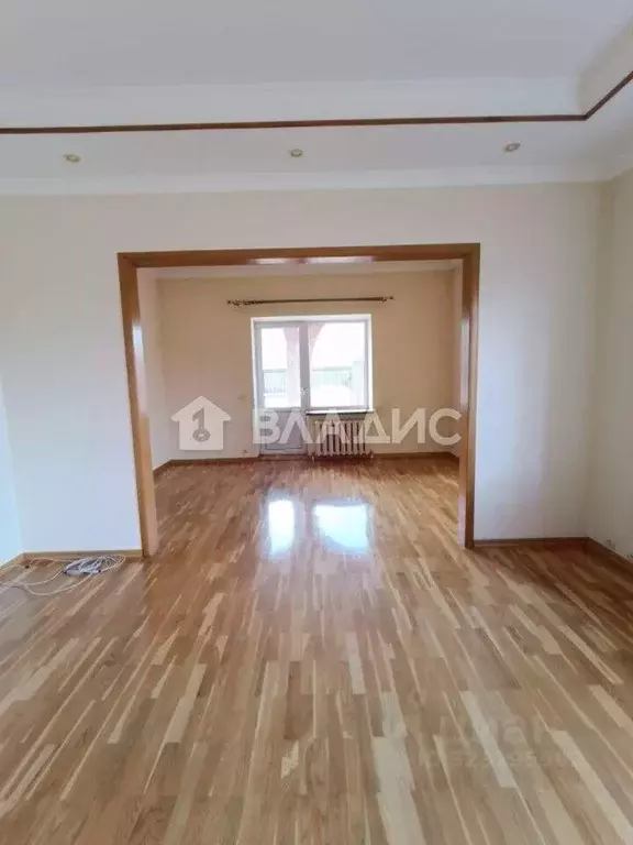 Дом в Смоленская область, Вязьма ул. Нахимова, 2 (222 м) - Фото 1