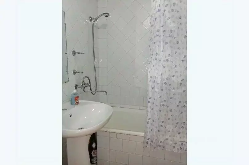 3-к кв. Ставропольский край, Ессентуки ул. Свободы, 43 (70.0 м) - Фото 1