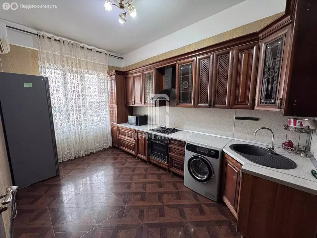 2-комнатная квартира: Махачкала, улица Вузовское Озеро, 15А (54 м) - Фото 2