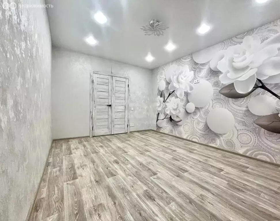 3-комнатная квартира: Балабаново, улица 50 лет Октября, 20 (53.1 м) - Фото 2