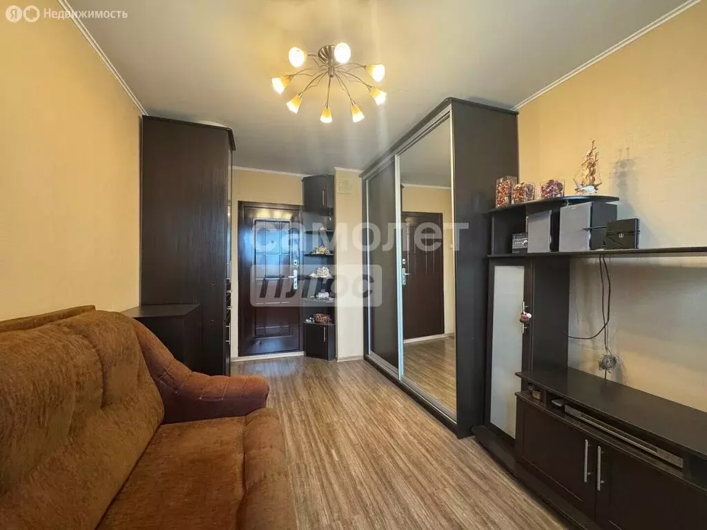 1к в 12-комнатной квартире (11.4 м) - Фото 1