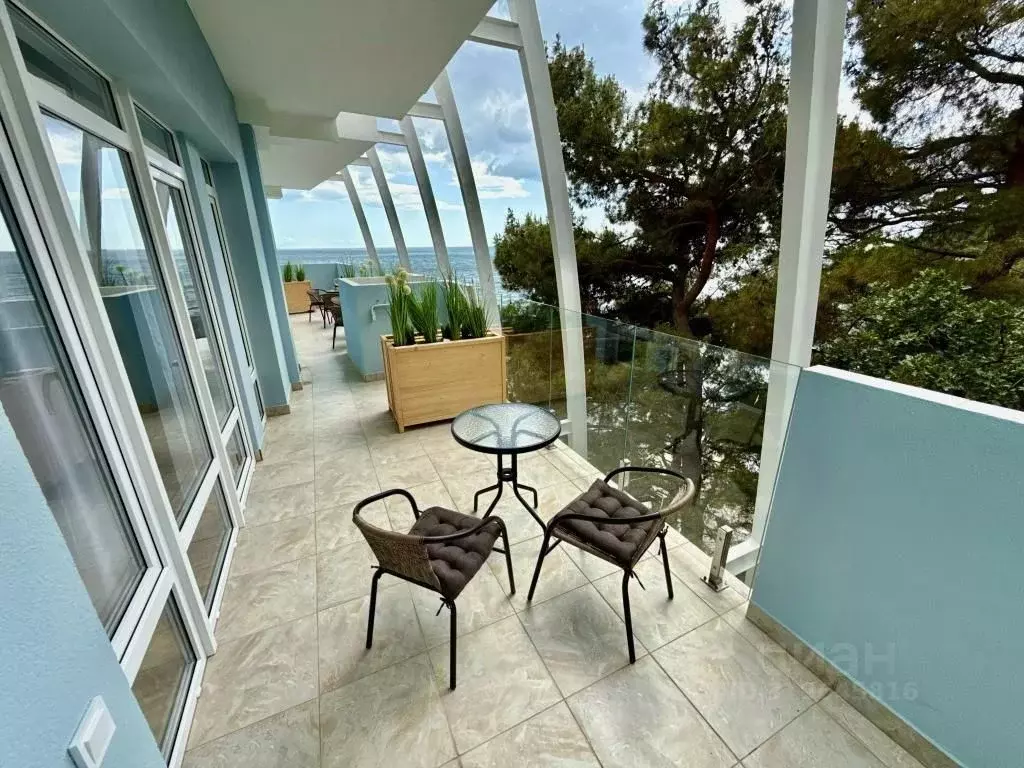 1-к кв. Крым, Ялта муниципальный округ, Береговое пгт ул. Кипарисная, ... - Фото 2