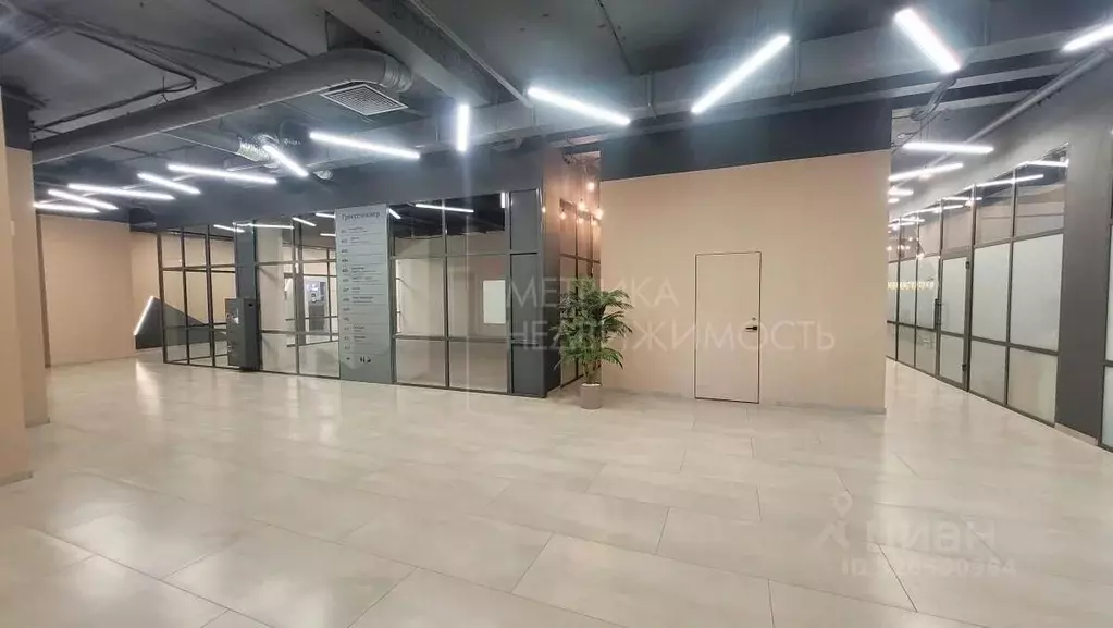 Помещение свободного назначения в Тюменская область, Тюмень ул. ... - Фото 0
