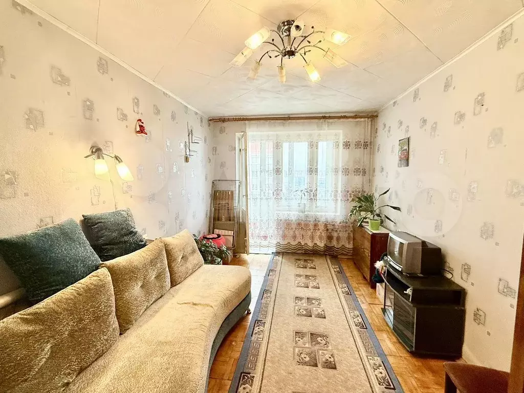 Комната 13,6 м в 6-к., 12/15 эт. - Фото 0