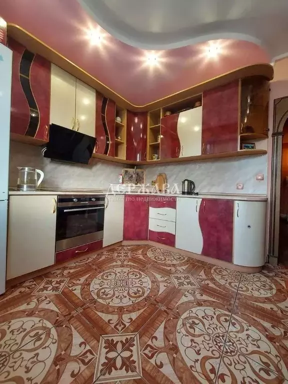 2-к кв. Белгородская область, Старый Оскол Степной мкр, 6 (54.0 м) - Фото 2