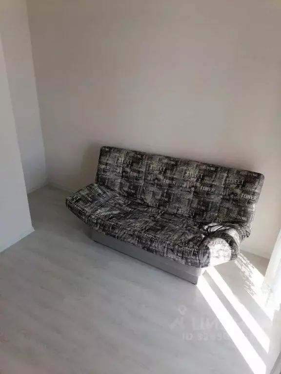 Студия Тюменская область, Тюмень ул. Краснооктябрьская, 16 (22.0 м) - Фото 1