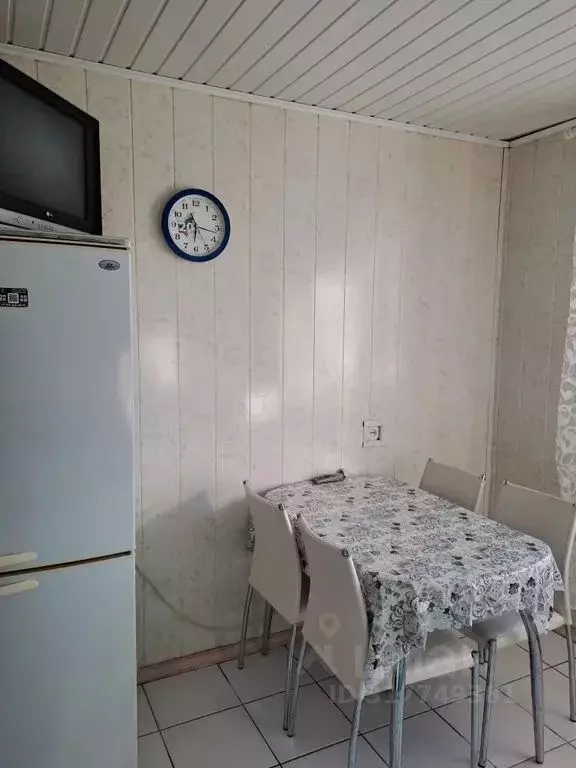 2-к кв. Псковская область, Пушкинские Горы рп ул. Ленина, 20 (53.0 м) - Фото 1