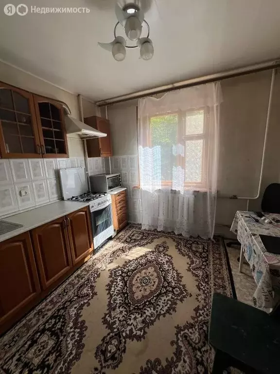 4-комнатная квартира: Белгород, улица Будённого, 11 (83 м) - Фото 1