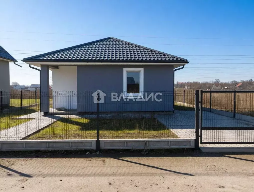 Дом в Калининградская область, Гурьевский муниципальный округ, пос. ... - Фото 1