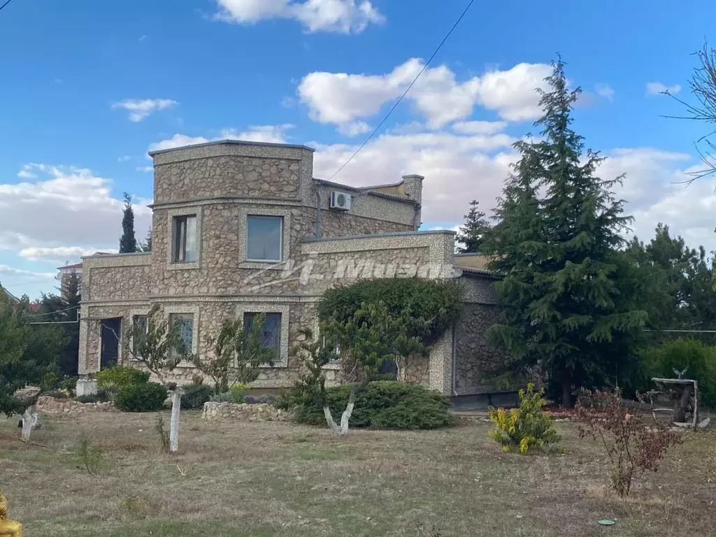 Коттедж в Крым, Сакский район, Ореховское с/пос, с. Михайловка пер. ... - Фото 2