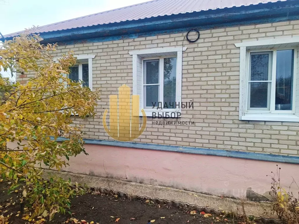 Дом в Ростовская область, Белокалитвинский район, пос. Коксовый ул. ... - Фото 1