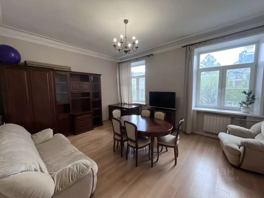 3-к кв. Красноярский край, Красноярск ул. Горького, 10 (85.0 м) - Фото 1
