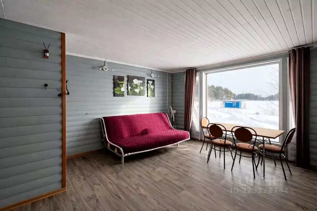 Дом в Ленинградская область, Приозерск  (50 м) - Фото 1