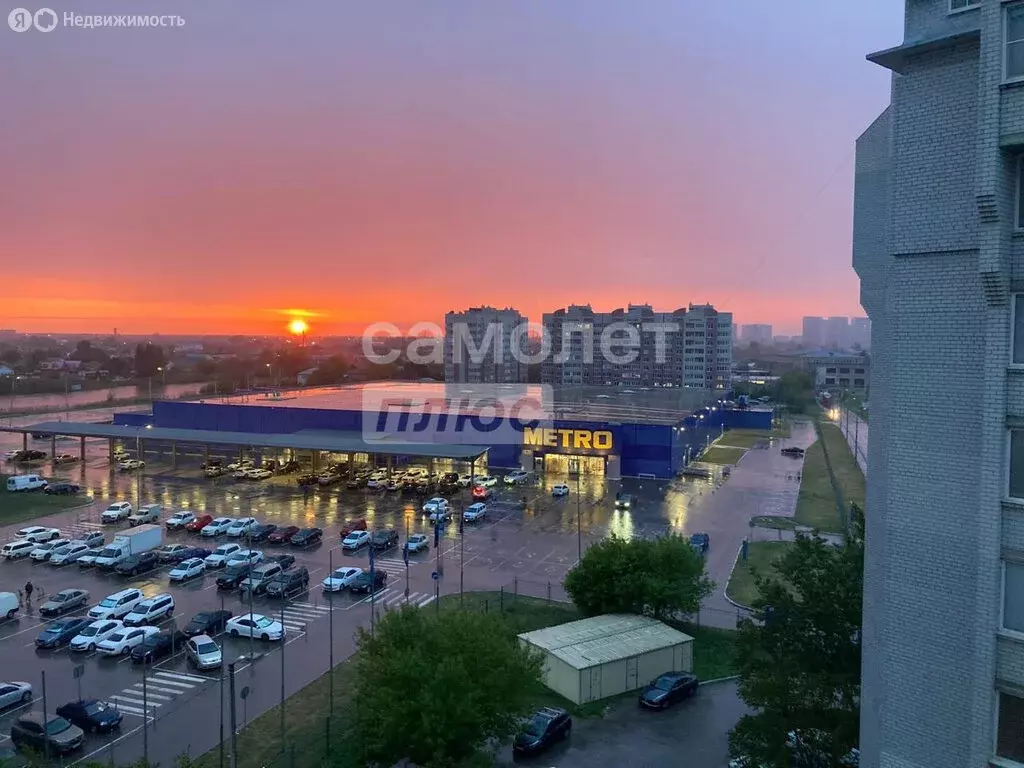 1-комнатная квартира: Астрахань, Боевая улица, 126к2 (42 м) - Фото 1