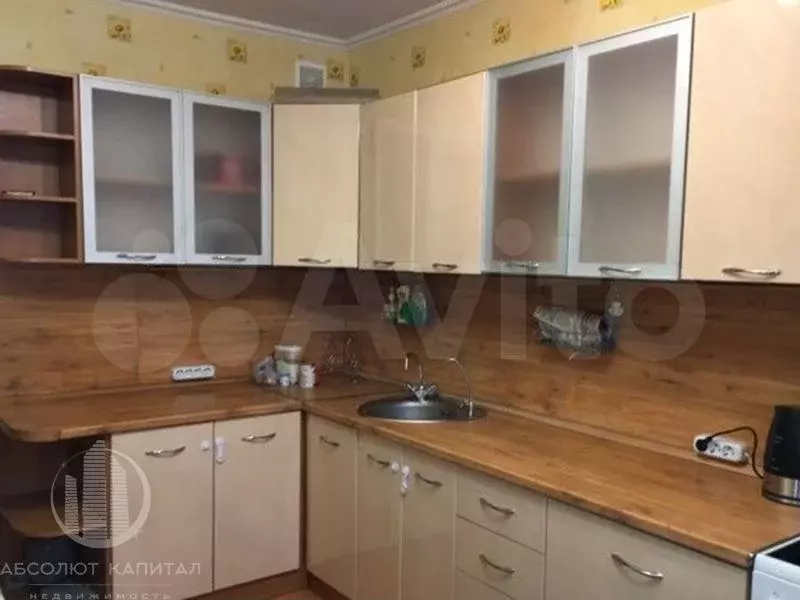 2-к. квартира, 60 м, 6/9 эт. - Фото 1