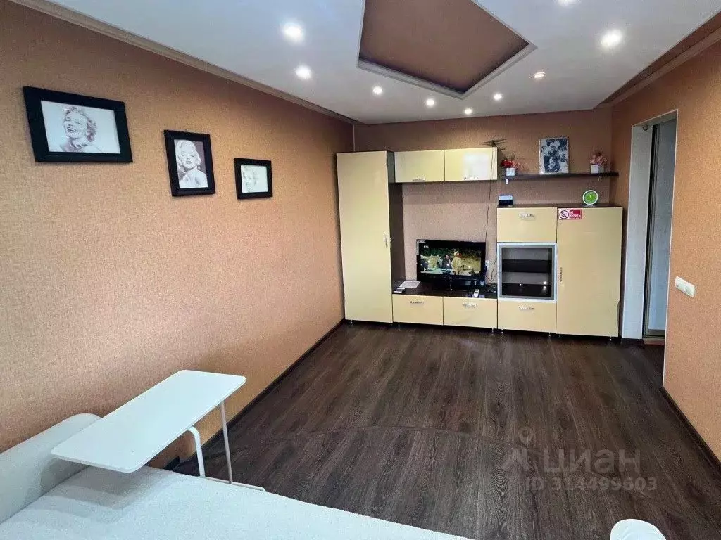 2-к кв. Пермский край, Березники ул. Мира, 110 (40.0 м) - Фото 1