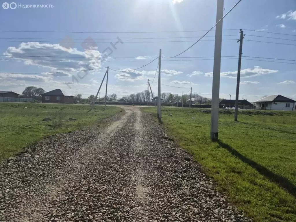 Участок в Энемское городское поселение, аул Новобжегокай, улица Хатита ... - Фото 1