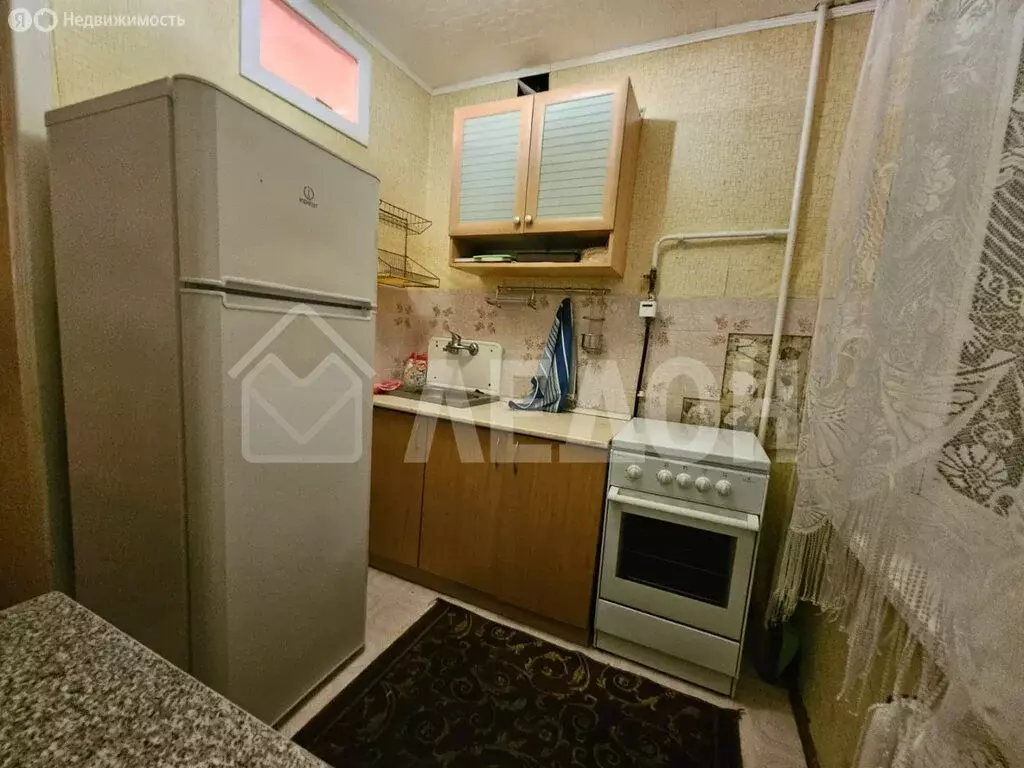 2-комнатная квартира: Омск, микрорайон Заозёрный, улица Тимофея ... - Фото 2