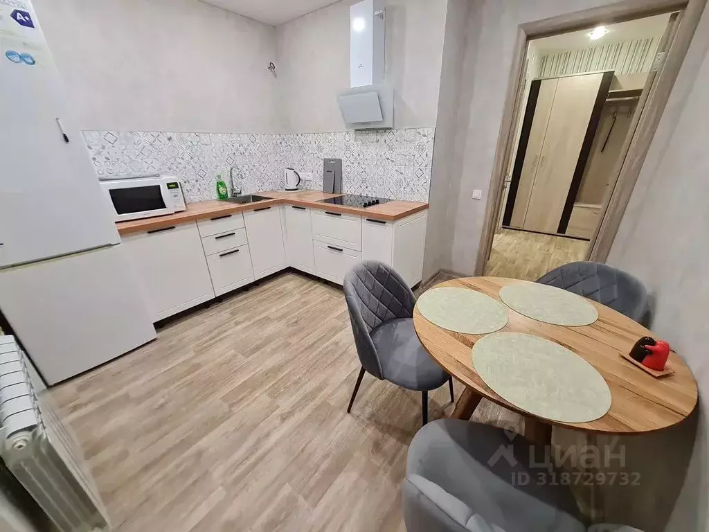1-к кв. Воронежская область, Воронеж ул. Федора Тютчева, 103 (37.0 м) - Фото 0