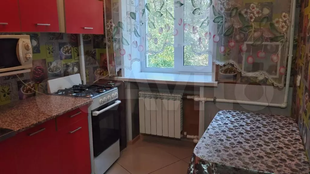 1-к. квартира, 30 м, 5/5 эт. - Фото 0