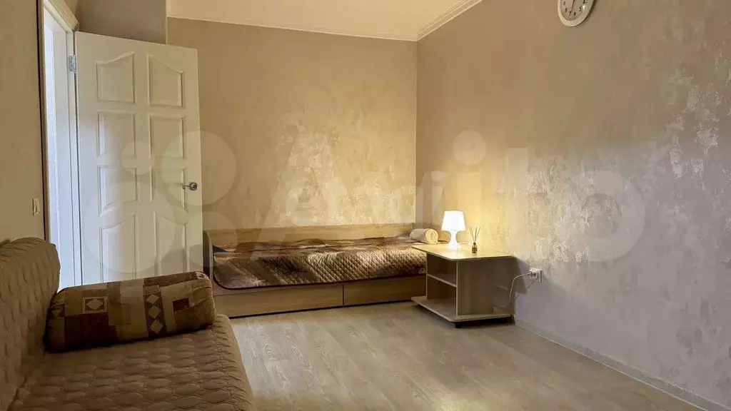 1-к. квартира, 30 м, 5/5 эт. - Фото 1