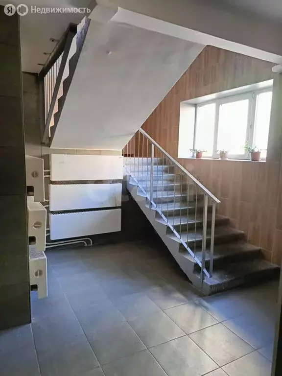 3-комнатная квартира: Омск, микрорайон Солнечный, улица Комкова, 8/1 ... - Фото 0