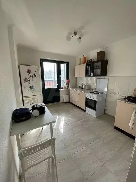1-к. квартира, 48 м, 2/14 эт. - Фото 0