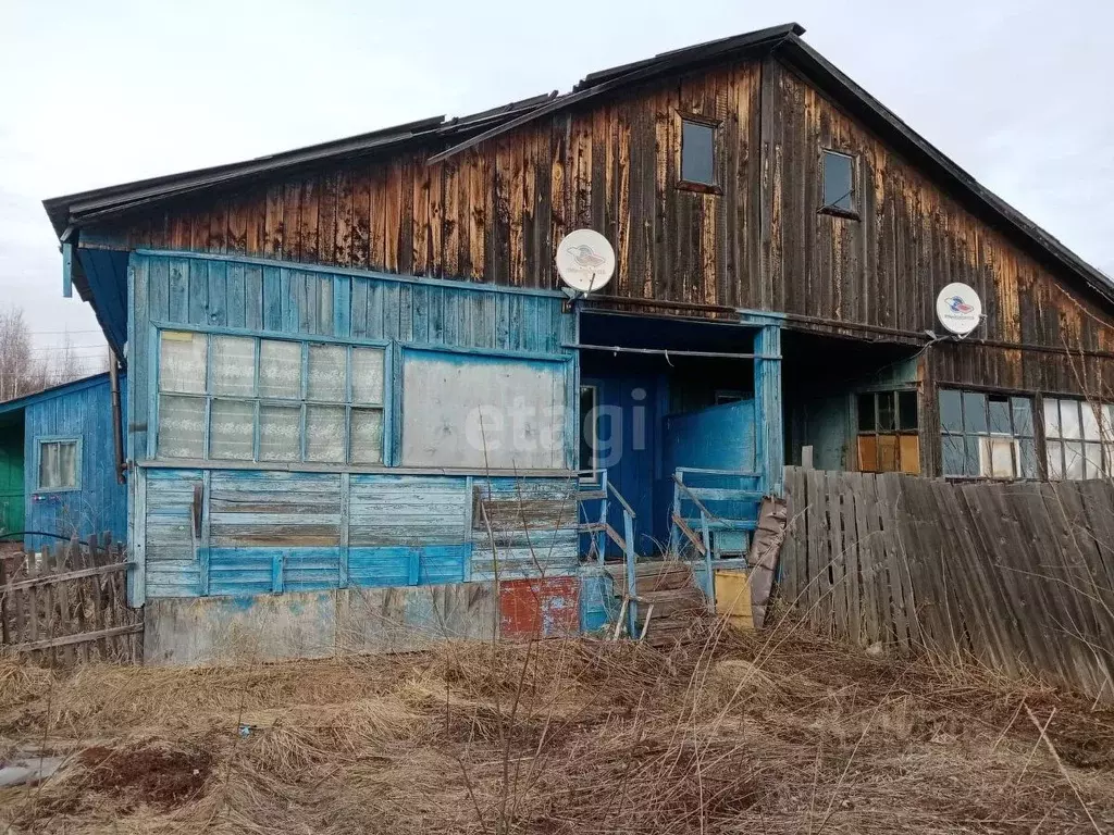 Дом в Свердловская область, Верхняя Тура Базальтовая ул. (53 м) - Фото 0