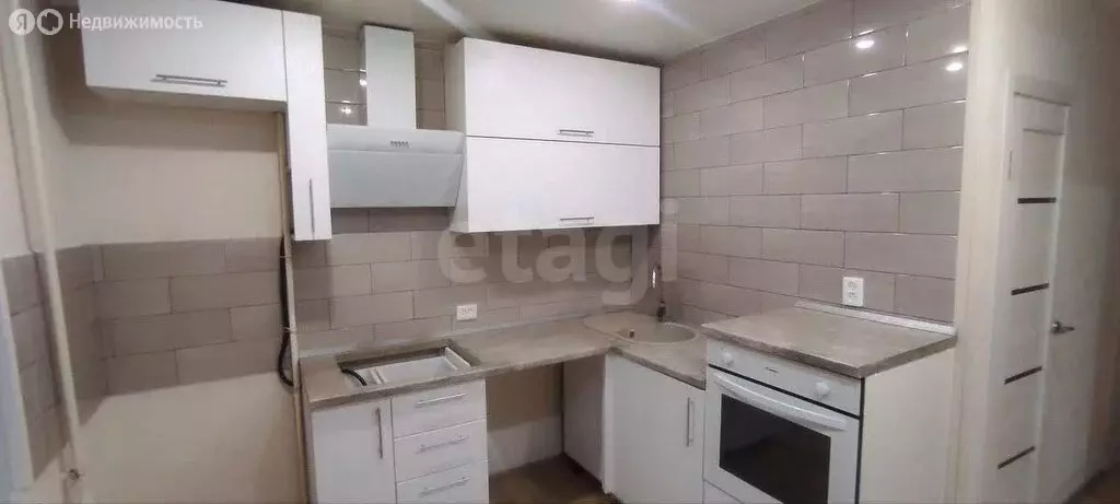 2-комнатная квартира: Миасс, улица Лихачёва, 53 (46.2 м) - Фото 1