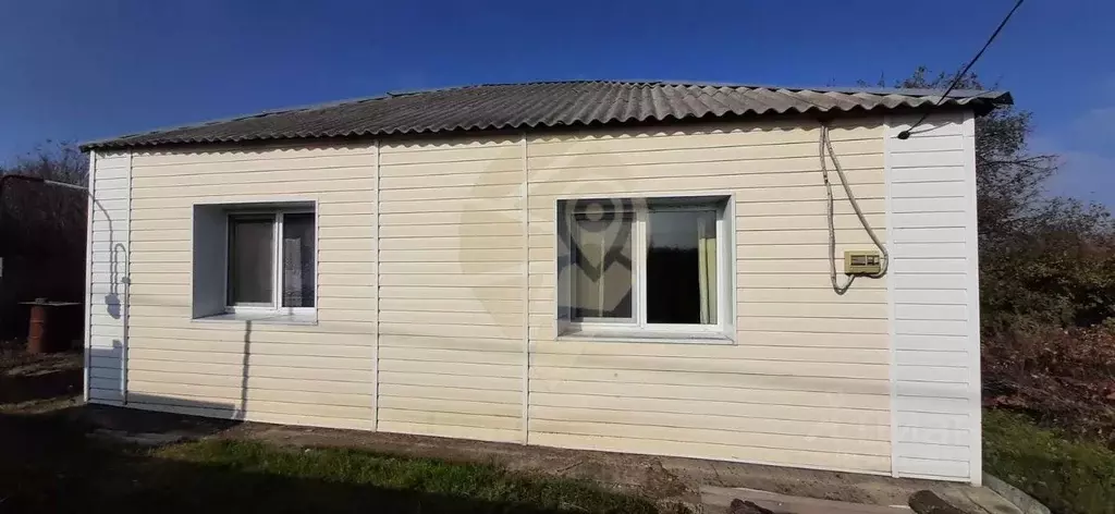 Дом в Белгородская область, Старооскольский городской округ, с. ... - Фото 1