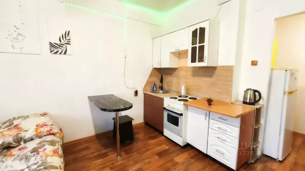 Студия Иркутская область, Иркутск ул. Радищева, 68 (20.8 м) - Фото 1