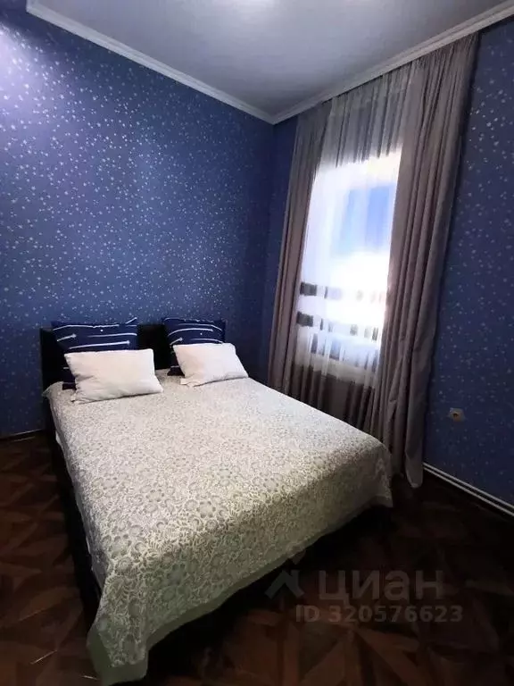 2-к кв. Кабардино-Балкария, Нальчик ул. Свободы, 10 (35.0 м) - Фото 1