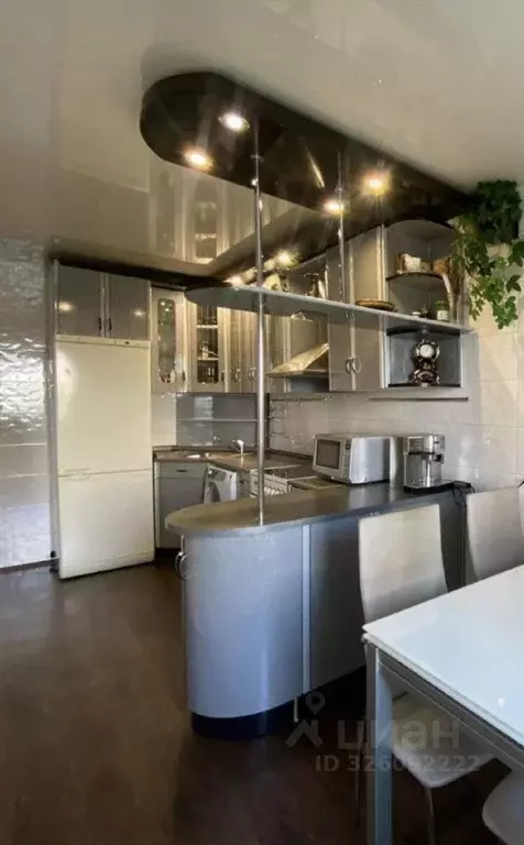 4-к кв. Хакасия, Абакан ул. Чехова, 52 (82.0 м) - Фото 1