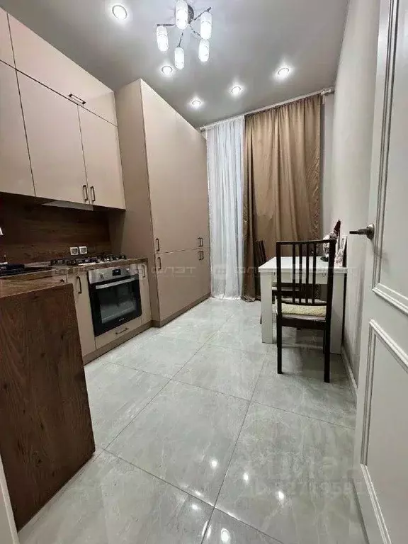 1-к кв. Татарстан, Казань ул. Зур Урам, 1Г (34.4 м) - Фото 2