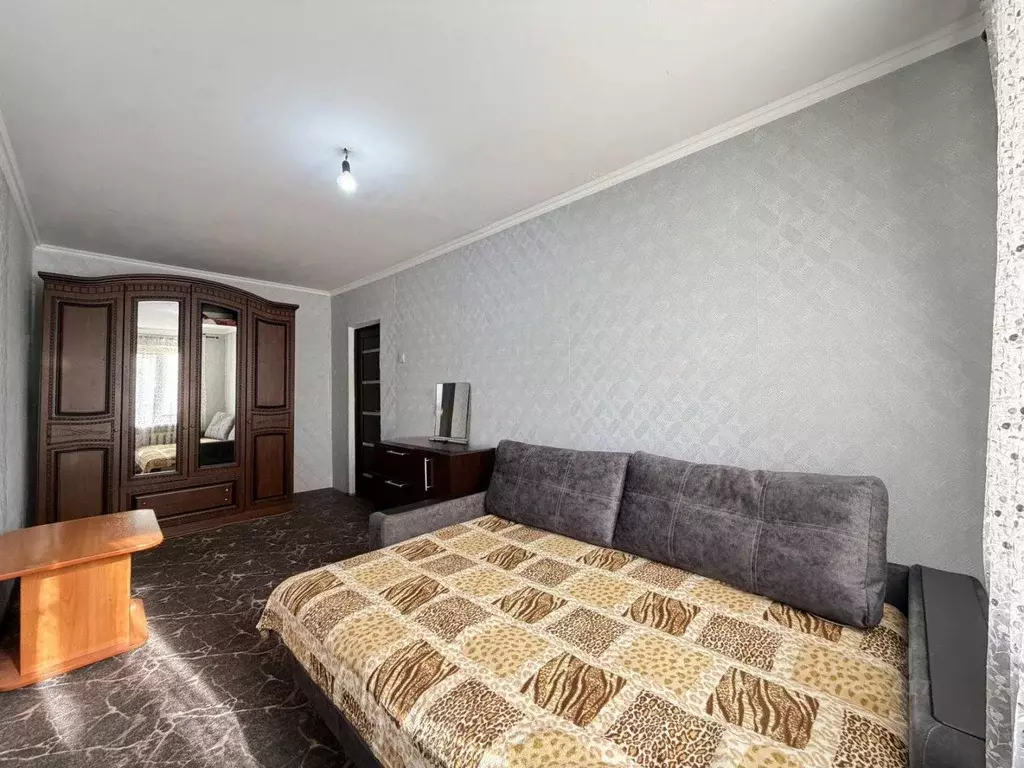 2-к кв. Кабардино-Балкария, Нальчик ул. Нахушева (43.9 м) - Фото 2