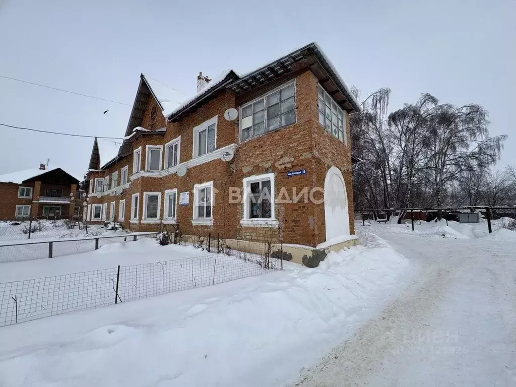 3-к кв. Тульская область, Донской Шахтерский мкр, Клубный пер., 5 ... - Фото 1