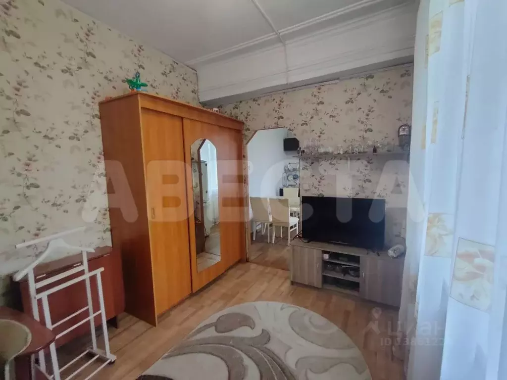 2-к кв. Омская область, Омск Братская ул., 5 (41.2 м) - Фото 1