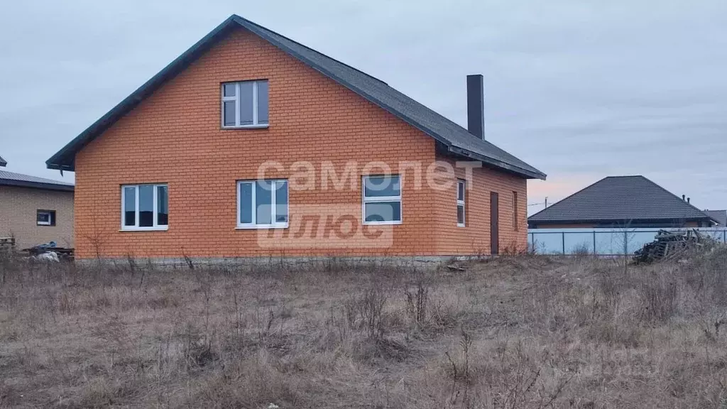 Дом в Белгородская область, Старый Оскол пер. 1-й Архангельский (116 ... - Фото 0