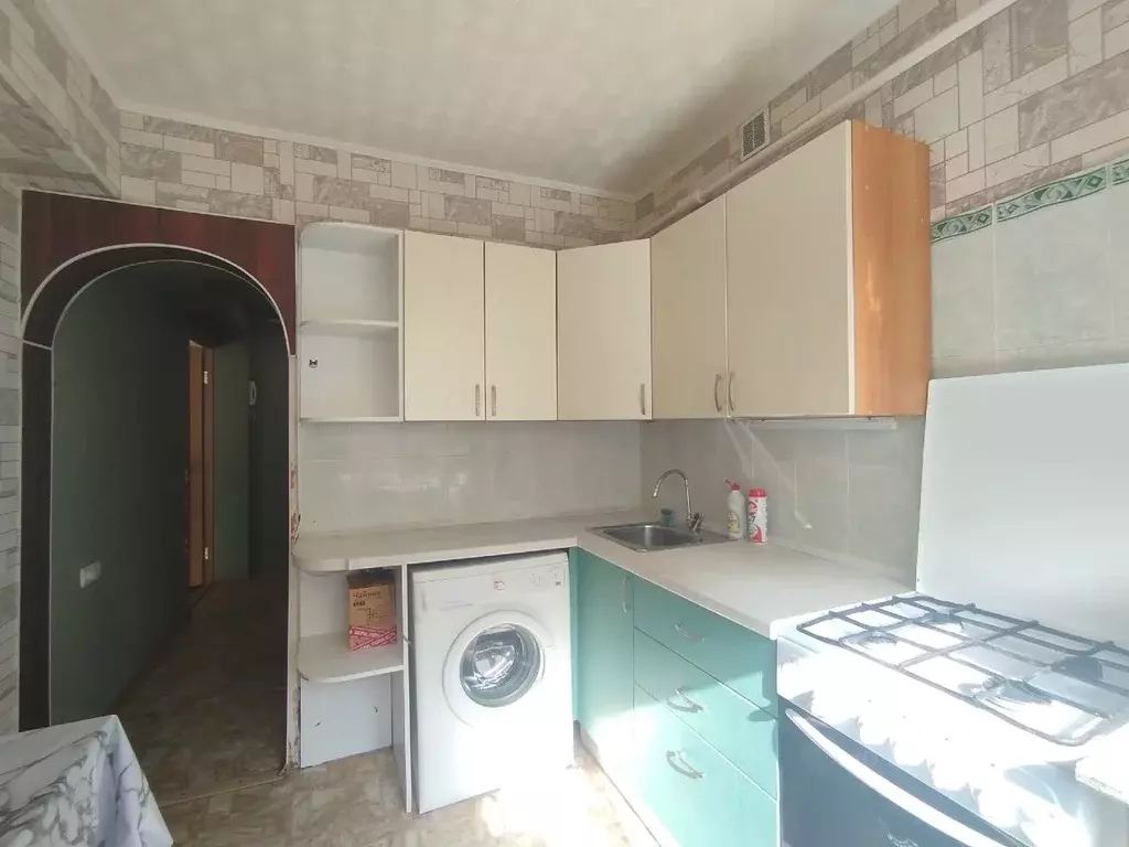 2-к кв. Омская область, Омск просп. Мира, 167А (45.0 м) - Фото 1